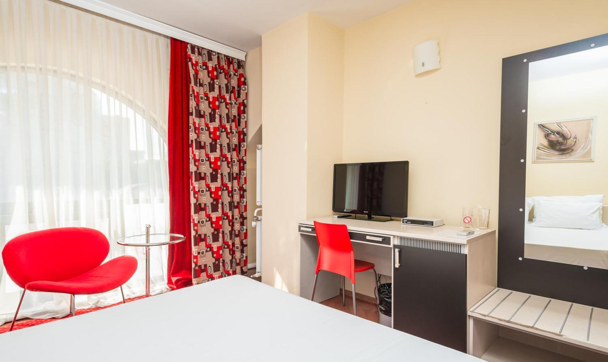 Bed and Breakfast Pelister Skopie Habitación foto