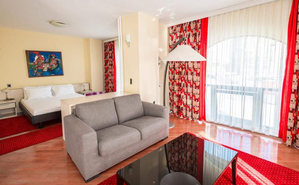 Bed and Breakfast Pelister Skopie Habitación foto